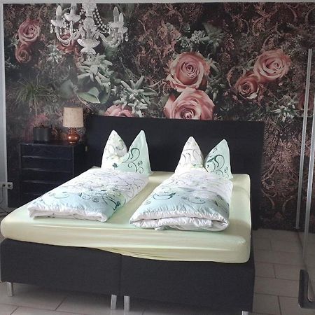 Bauernhof Privatzimmer Hortus Sandrine Gemeinschaftsbad Free Wifi Hausbreitenbach Luaran gambar