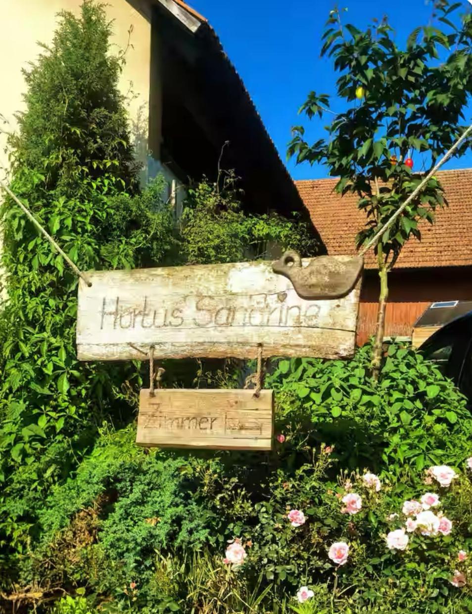 Bauernhof Privatzimmer Hortus Sandrine Gemeinschaftsbad Free Wifi Hausbreitenbach Luaran gambar