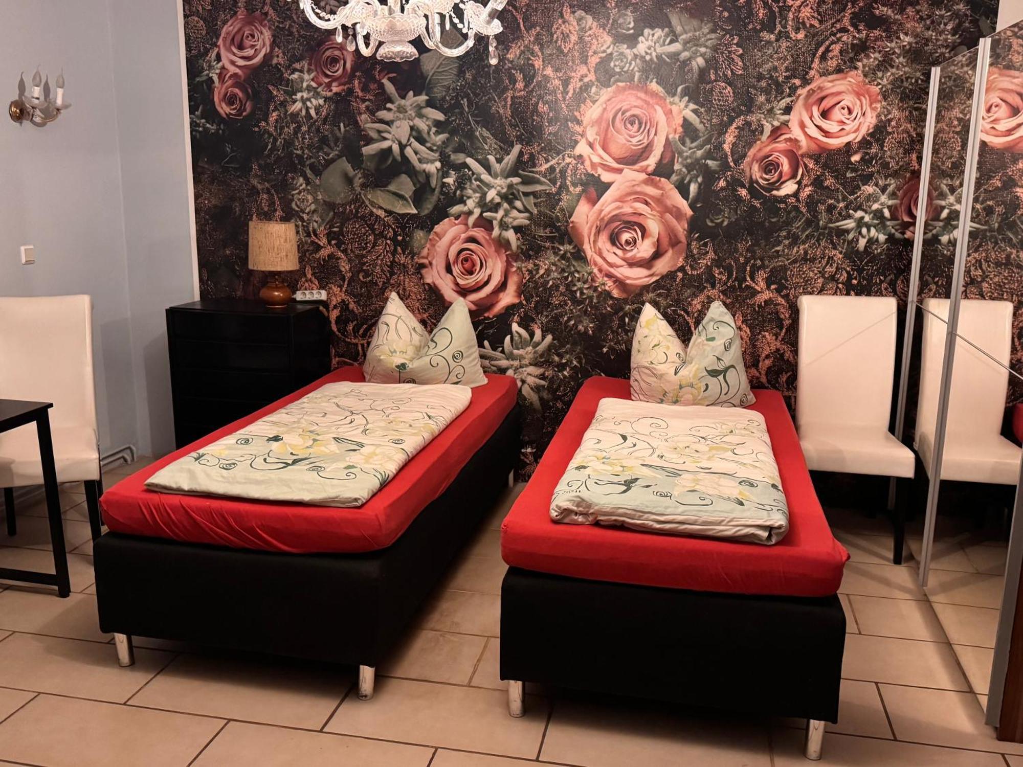 Bauernhof Privatzimmer Hortus Sandrine Gemeinschaftsbad Free Wifi Hausbreitenbach Luaran gambar